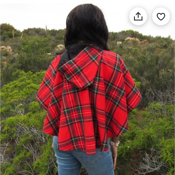 Child’s Wool Tartan Cape L - Picture 7 of 12